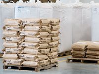 Topnotch offers a range of bread crumb packaging from 10 lb. boxes to 50 lb. bags or 2,000 lb. Super Sacks